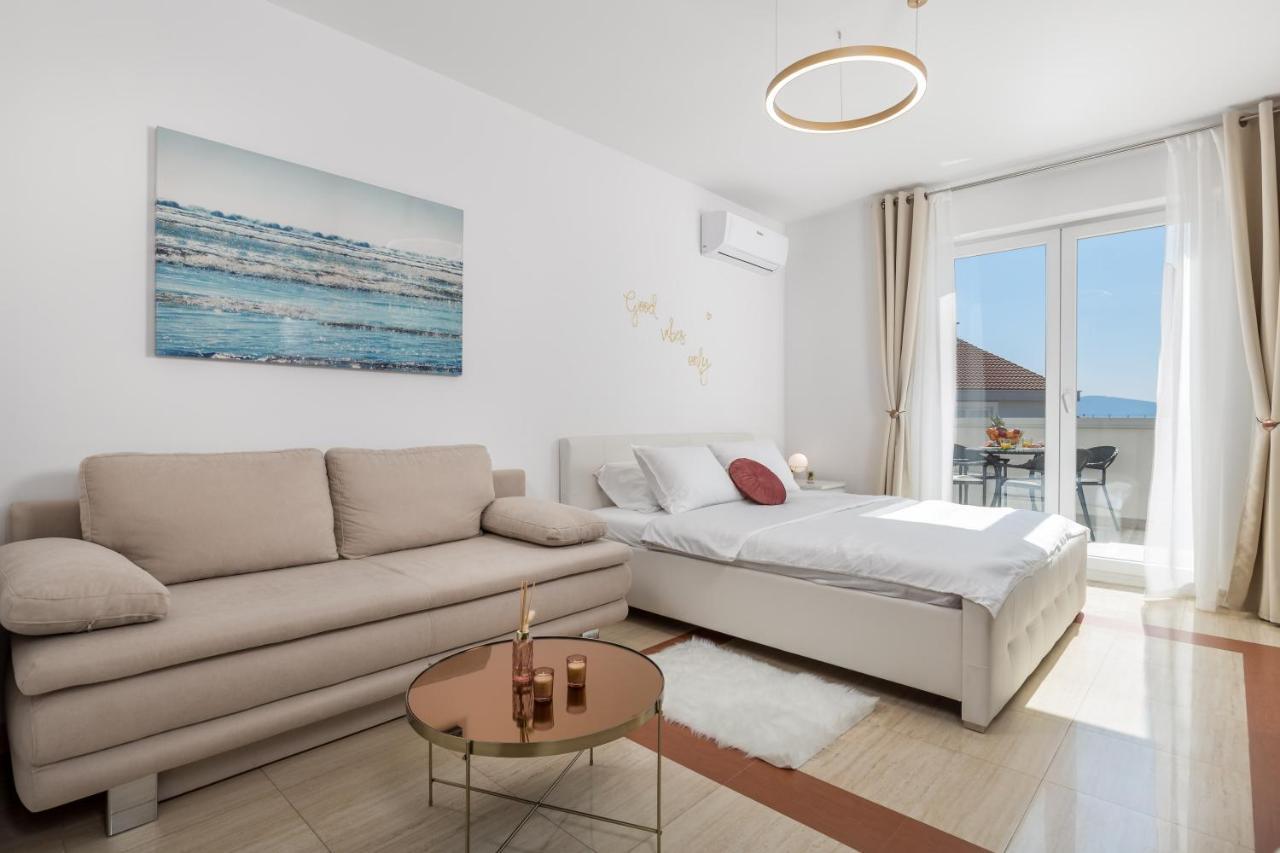 Luxury Studio Apartment Honeymoon Selce Buitenkant foto