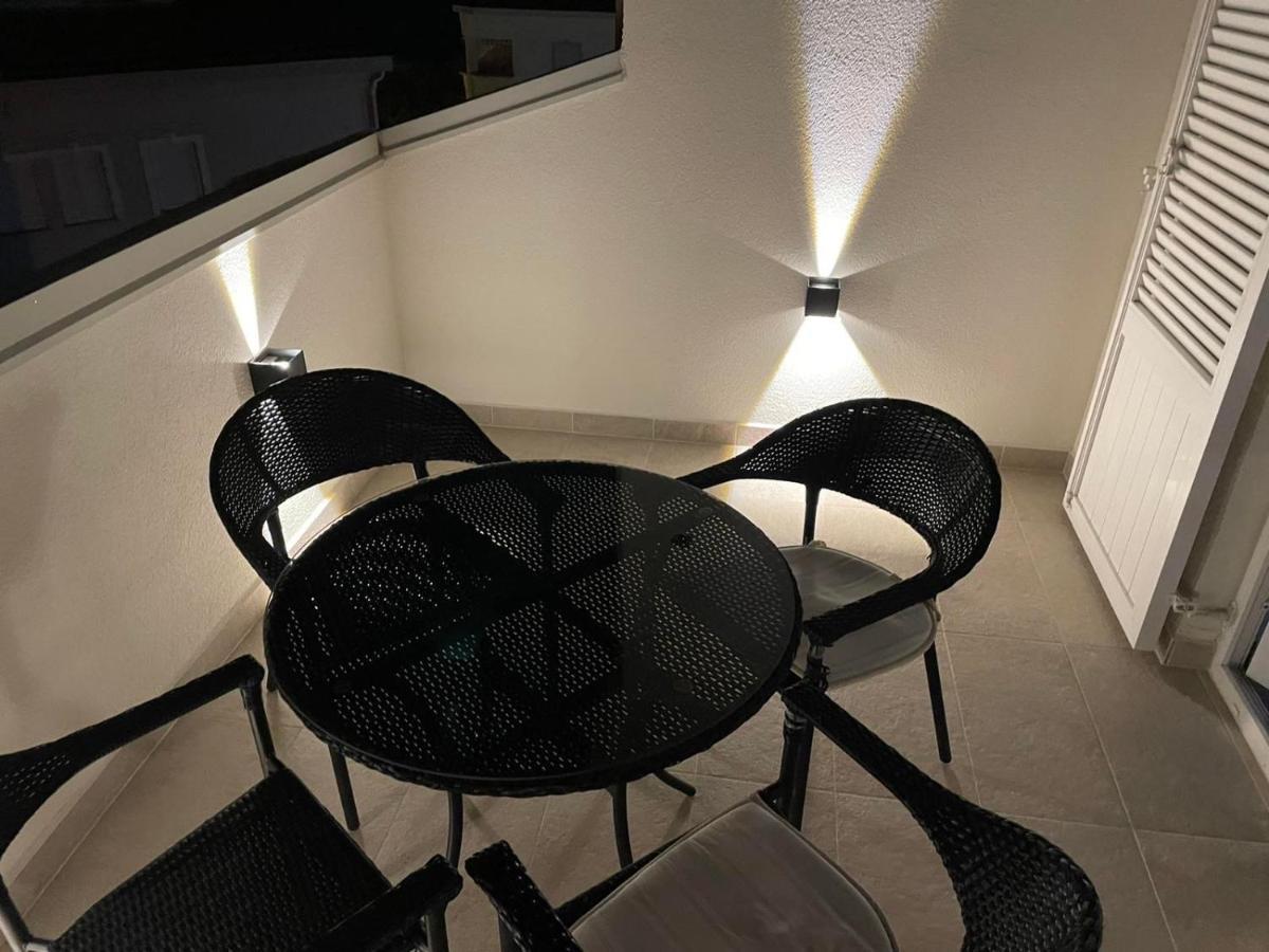 Luxury Studio Apartment Honeymoon Selce Buitenkant foto